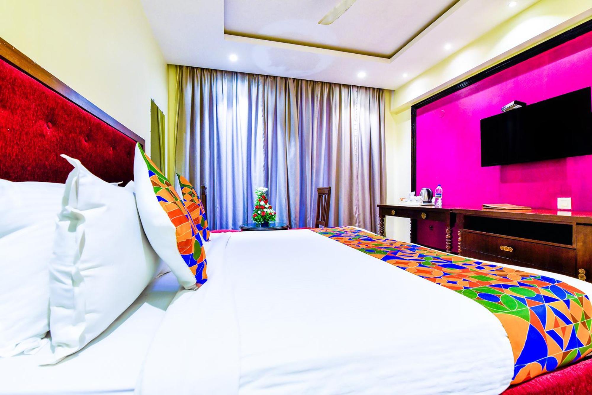 Fabhotel Prime The King'S Court - Nr Calangute Beach Екстериор снимка