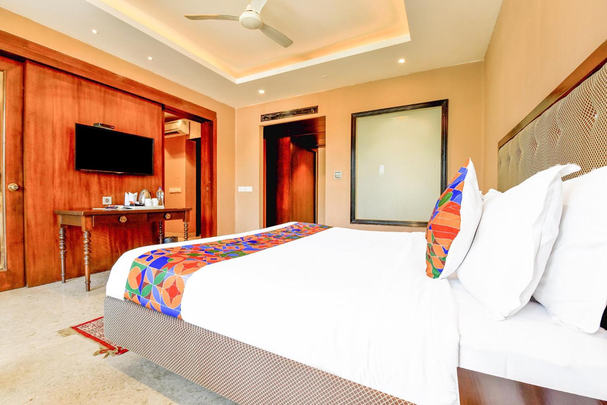 Fabhotel Prime The King'S Court - Nr Calangute Beach Екстериор снимка